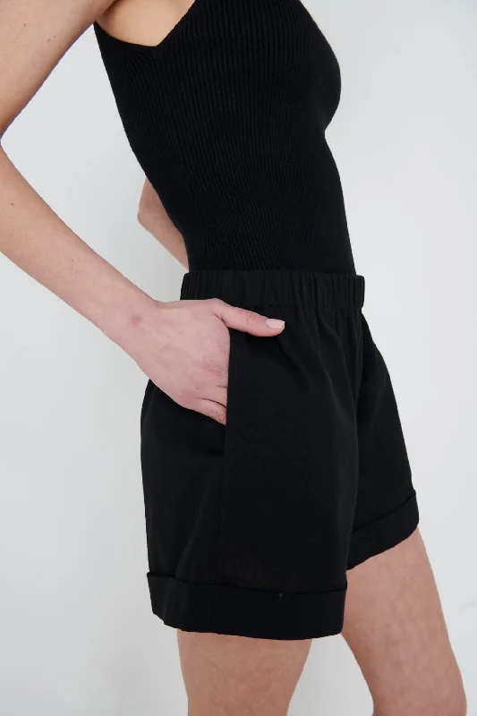 emery-boxy-shorts-black