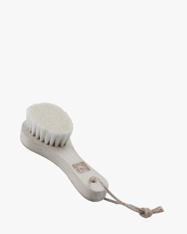 Japan Best Soft Handmade Face Brush - White / Natural