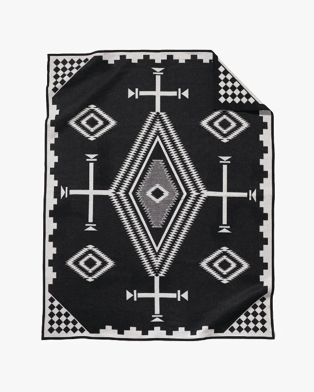 Pendleton Jacquard Unnapped Robe Wool Blanket - Los Ojos Black