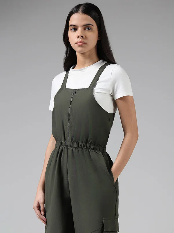 Nuon Solid Dark Green Jumpsuit