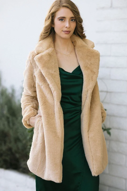 alicia-faux-fur-coat