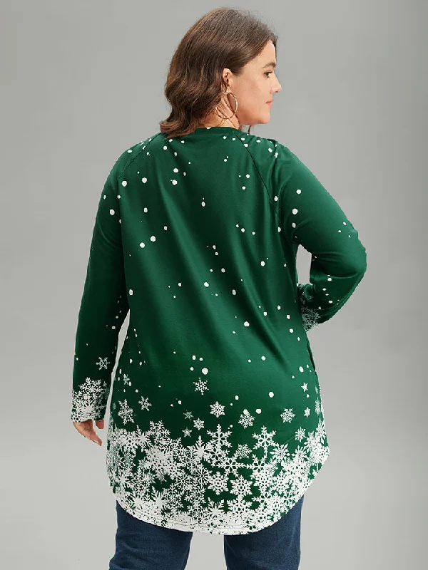 christmas-snowflake-raglan-sleeve-high-low-hem-t-shirt