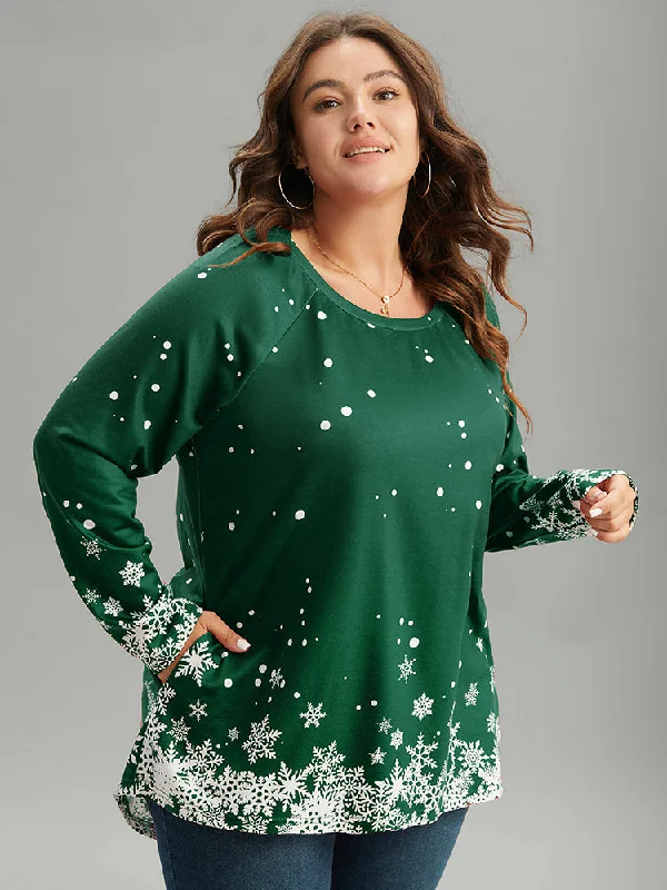 christmas-snowflake-raglan-sleeve-high-low-hem-t-shirt