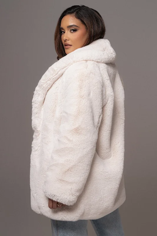 ivory-refined-faux-fur-oversized-coat