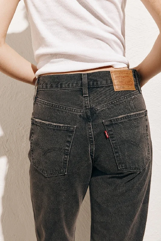 levis-80s-mom-jeans-black