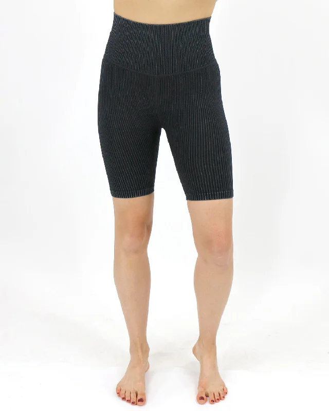 perfect-fit-ribbed-biker-shorts-in-washed-charcoal