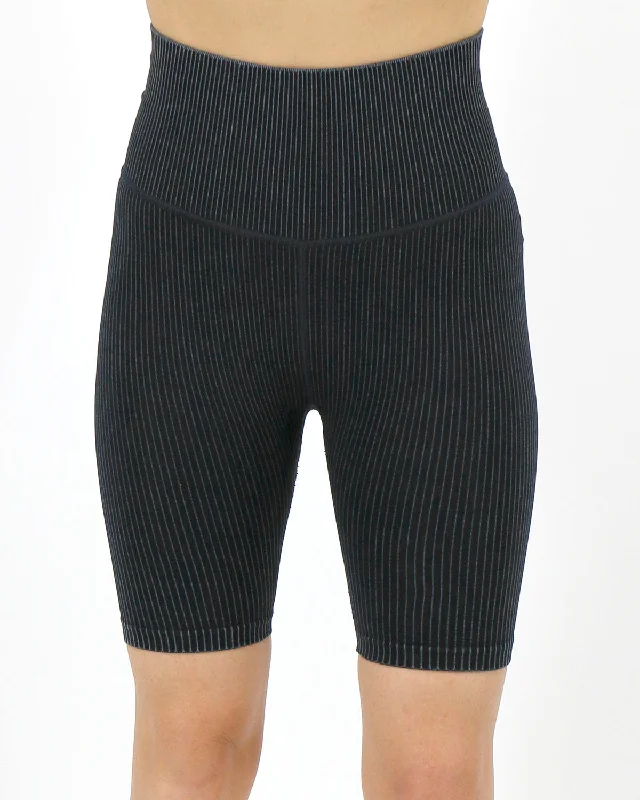 perfect-fit-ribbed-biker-shorts-in-washed-charcoal