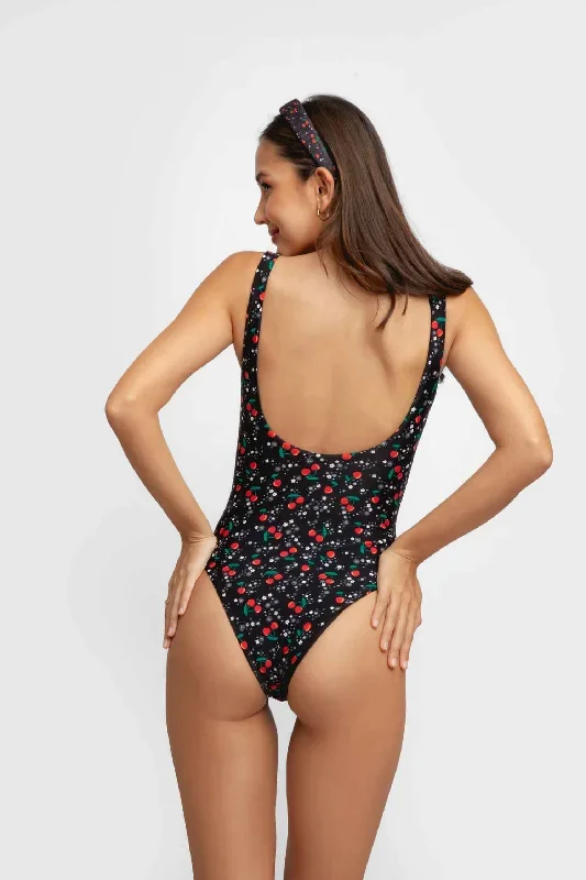 sammy-one-piece-petite-cherie