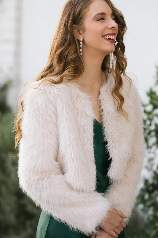 terri-cropped-fur-jacket