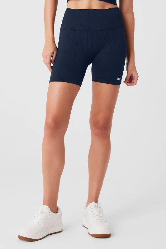 w6290r-seamless-ribbed-favorite-short-navy